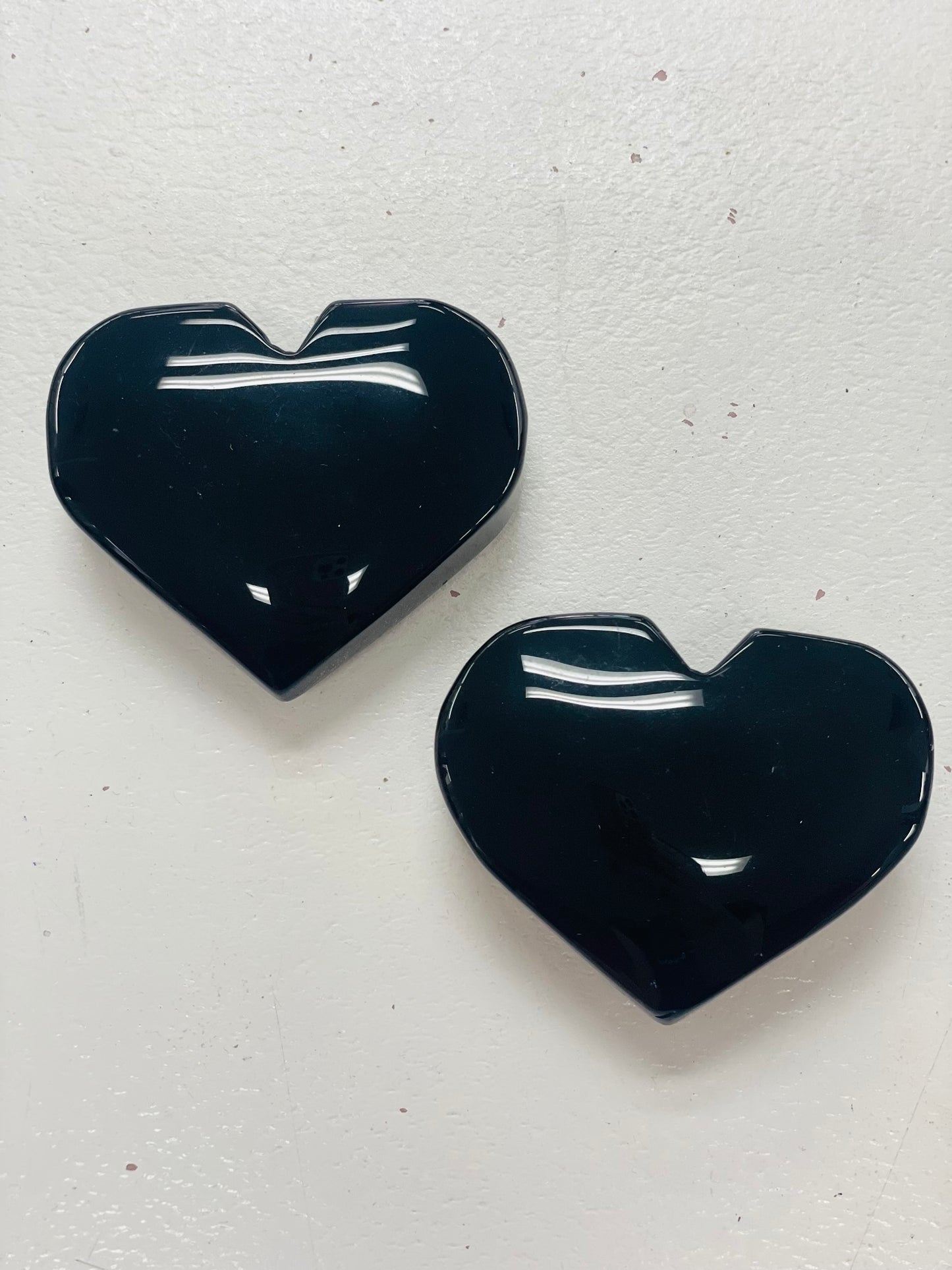 Black obsidian heart