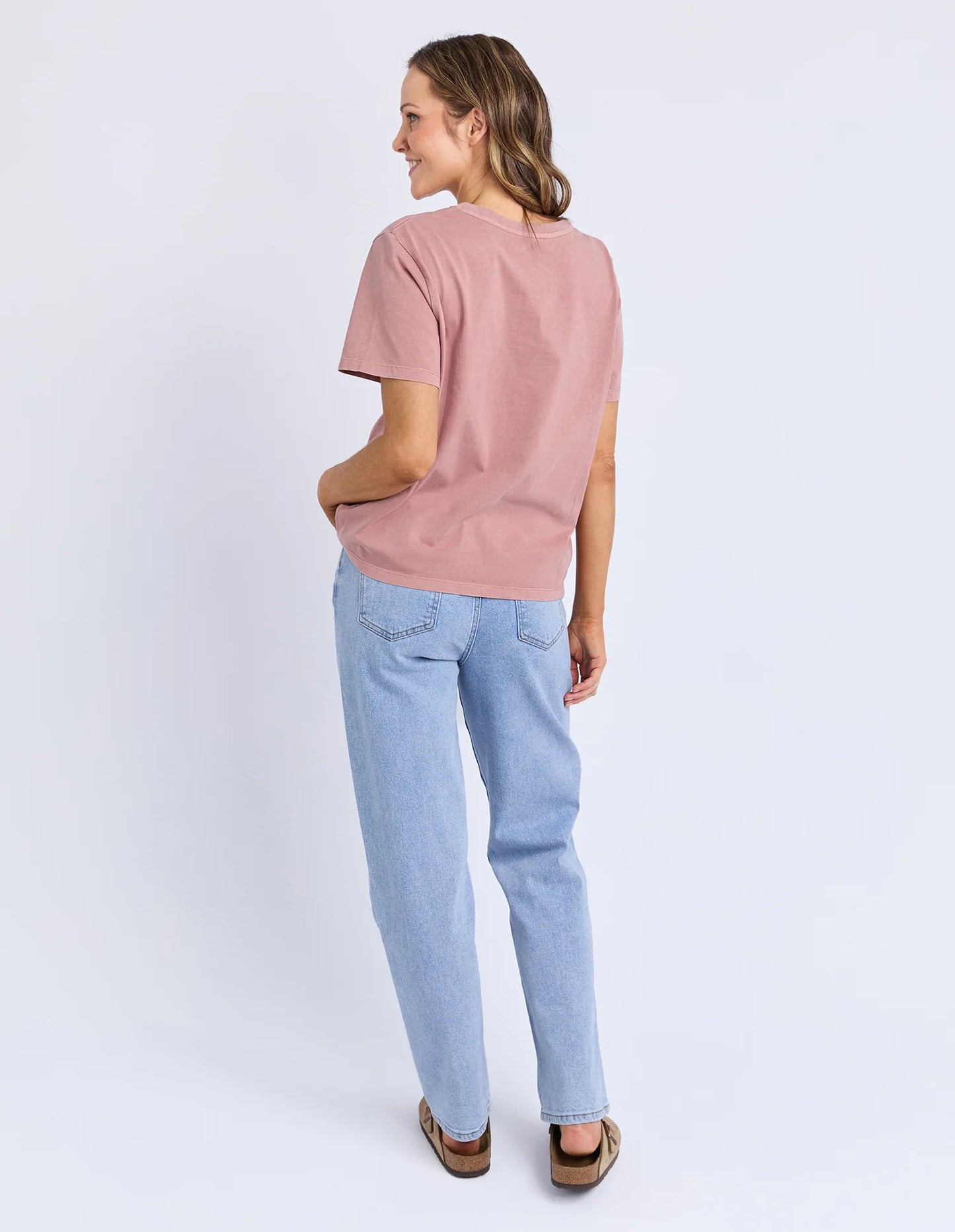 Foxwood / Pomegranate Tee Ash Rose