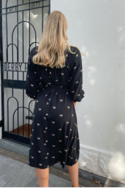Seri dress