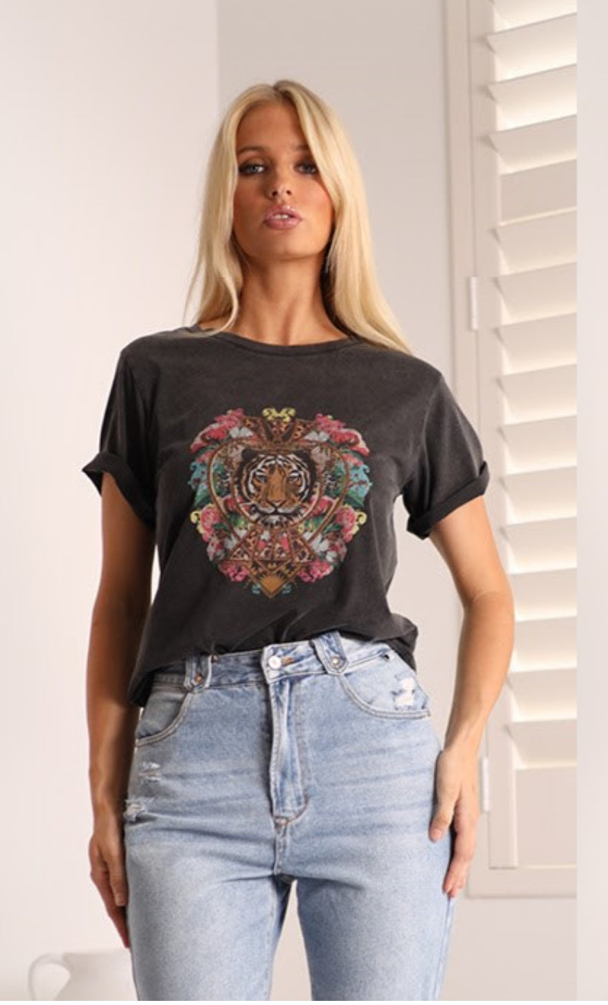 Donnatella tiger tee by Coco Cartel