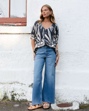 Label of Love|Zoe abstract top