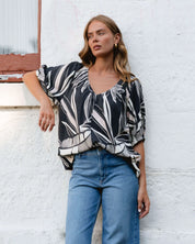 Label of Love|Zoe abstract top