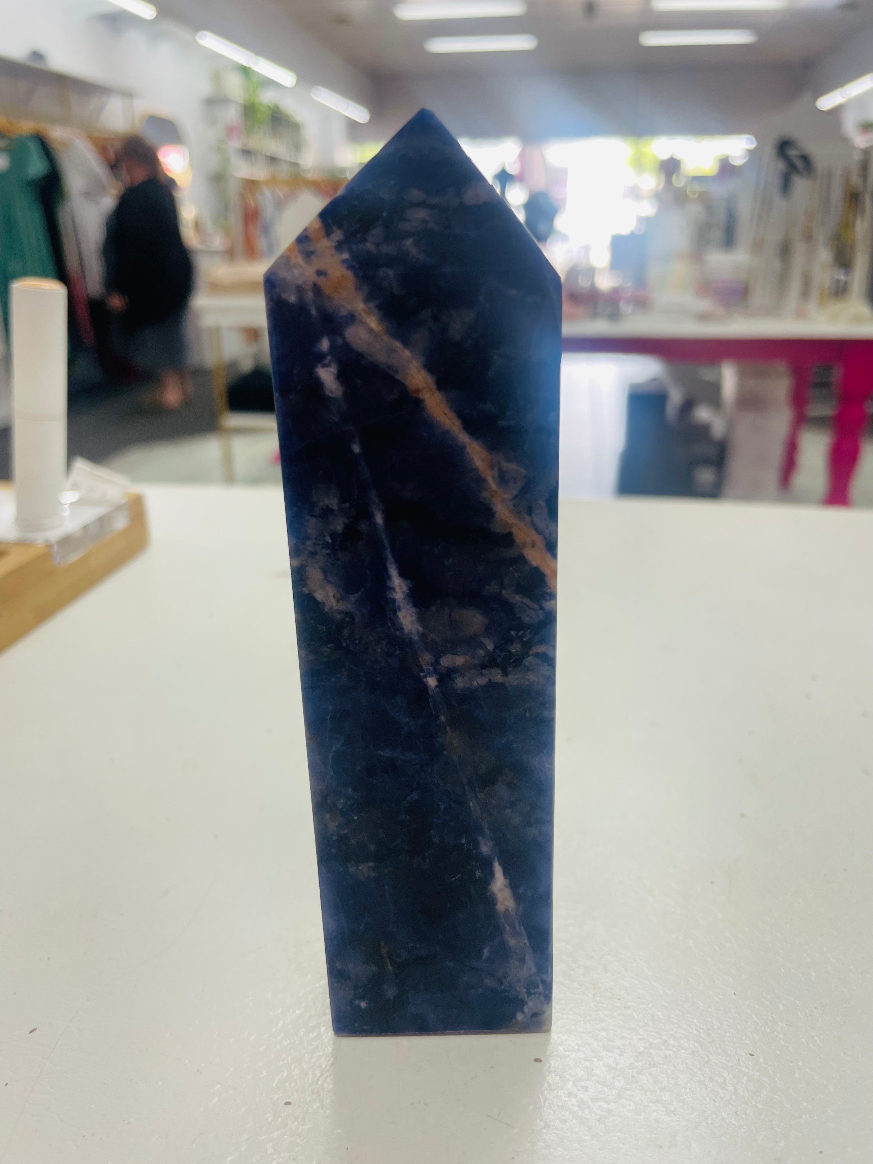 Sodalite point
