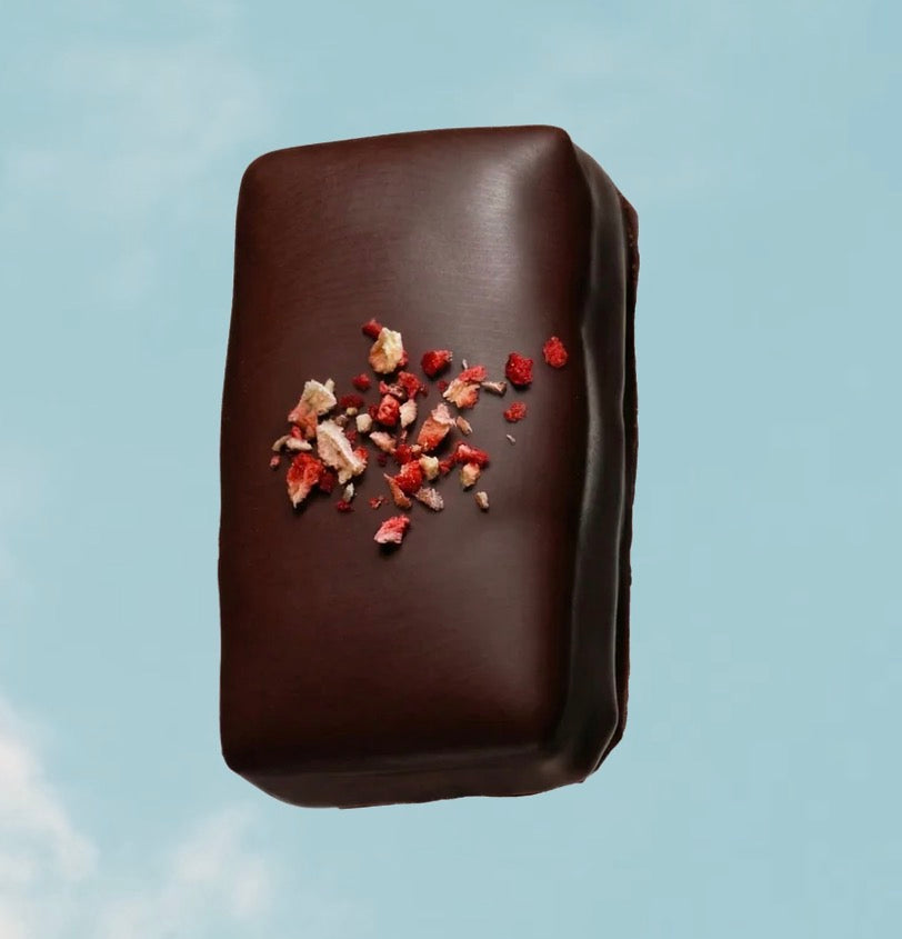 Loco Love | Strawberry Vanilla Burst