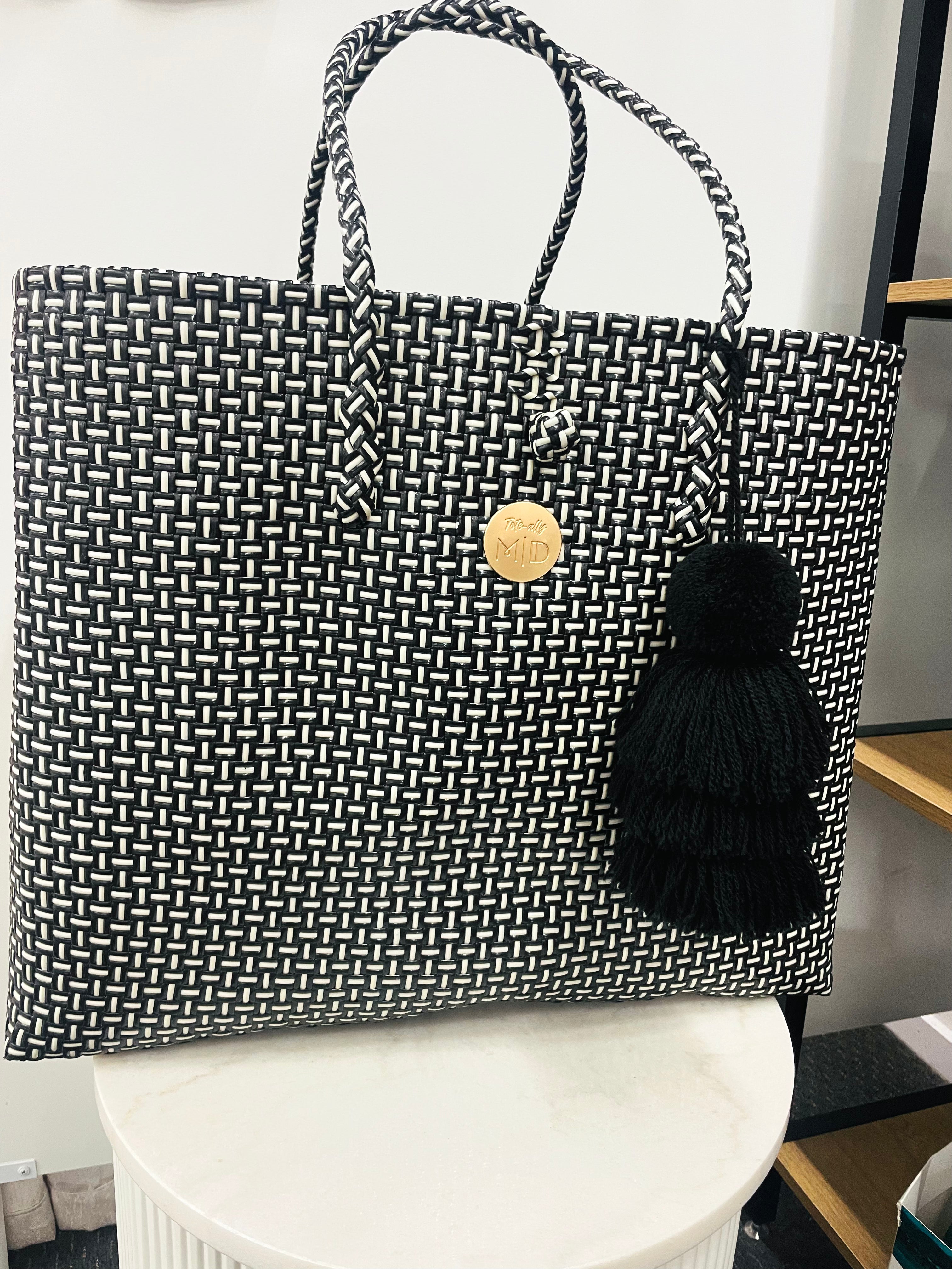Miss Dolly | Weekender - Zebra