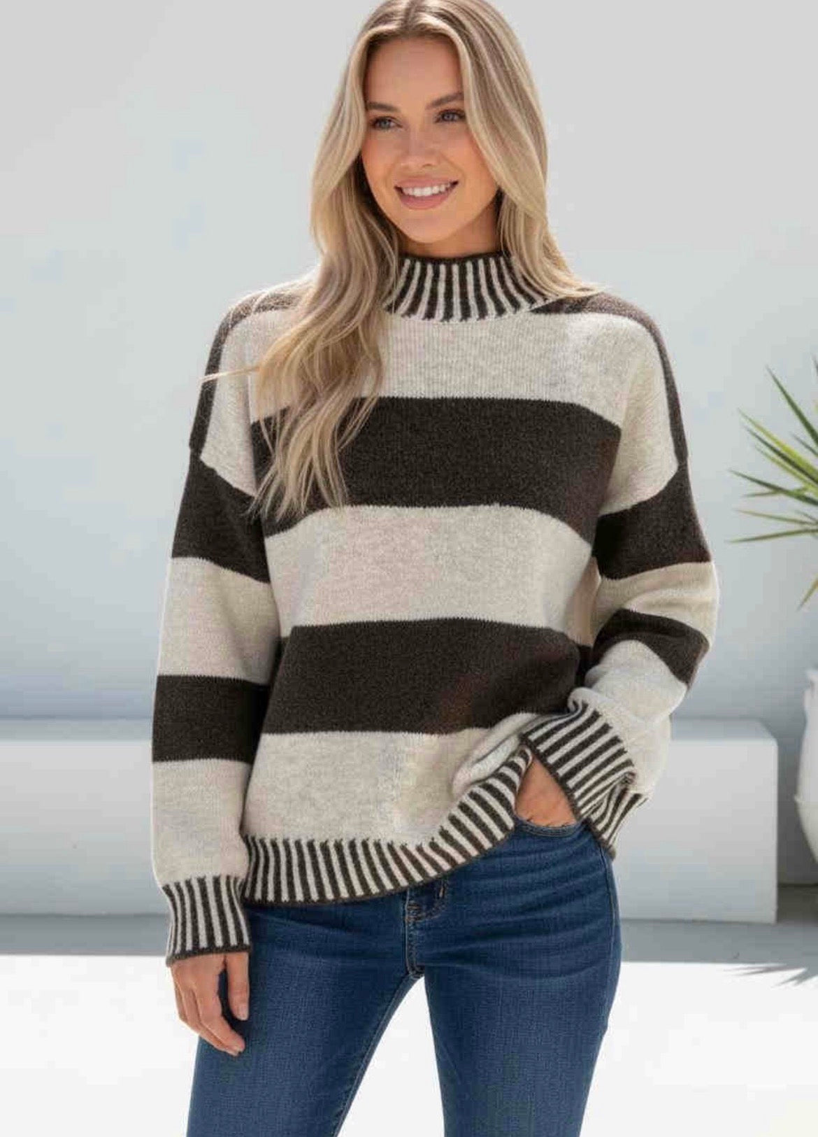 Delta knit- latte / choc