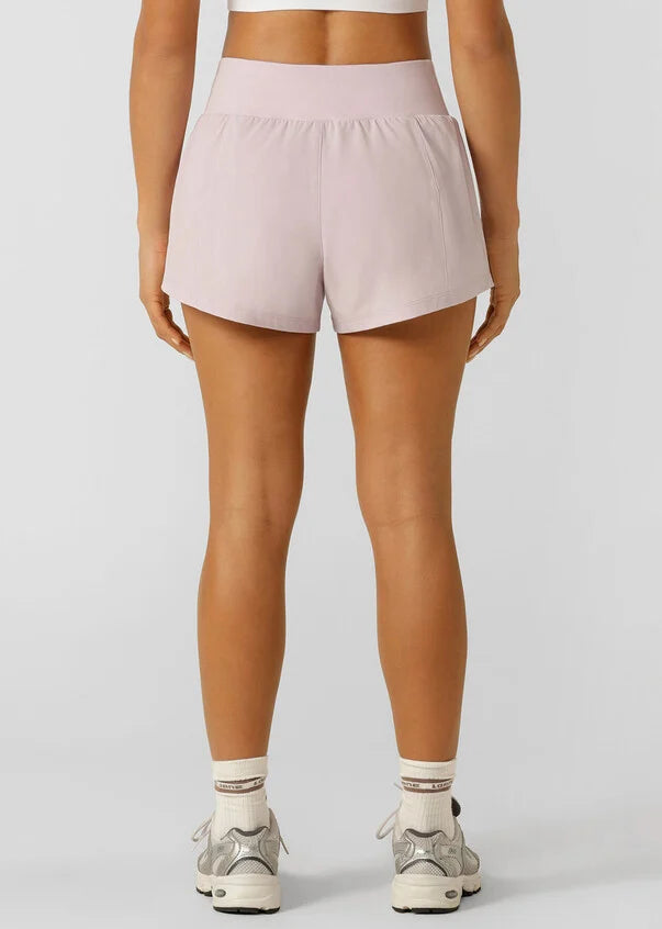 Stretch & Stride Pocket Run Short- pale orchid lilac