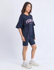 Interval Tee Navy With Neon Pink