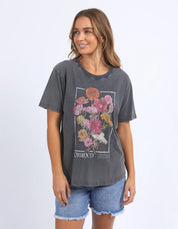 In Bloom Tee Washed Black