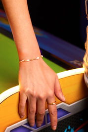 Pearl Station Amelia Bracelet
Gold Plated
Packaging Message: Luck