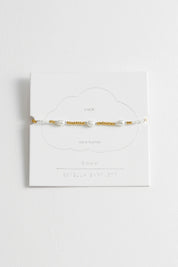 Pearl Station Amelia Bracelet
Gold Plated
Packaging Message: Luck