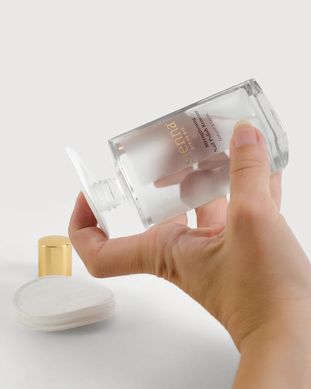 Sienna| Strengthening Nail Polish Remover