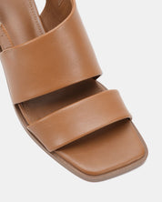 Novo | UPPMA CARAMEL LOW HEELS