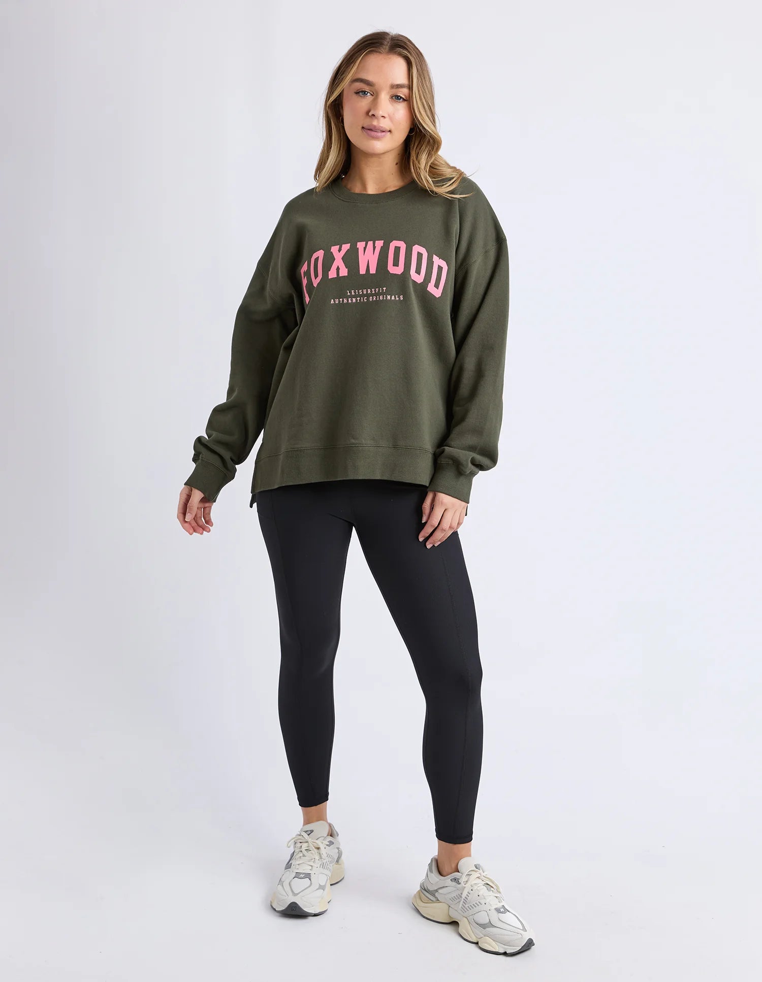 Foxwood|Interval Crew Dark Khaki & Coral