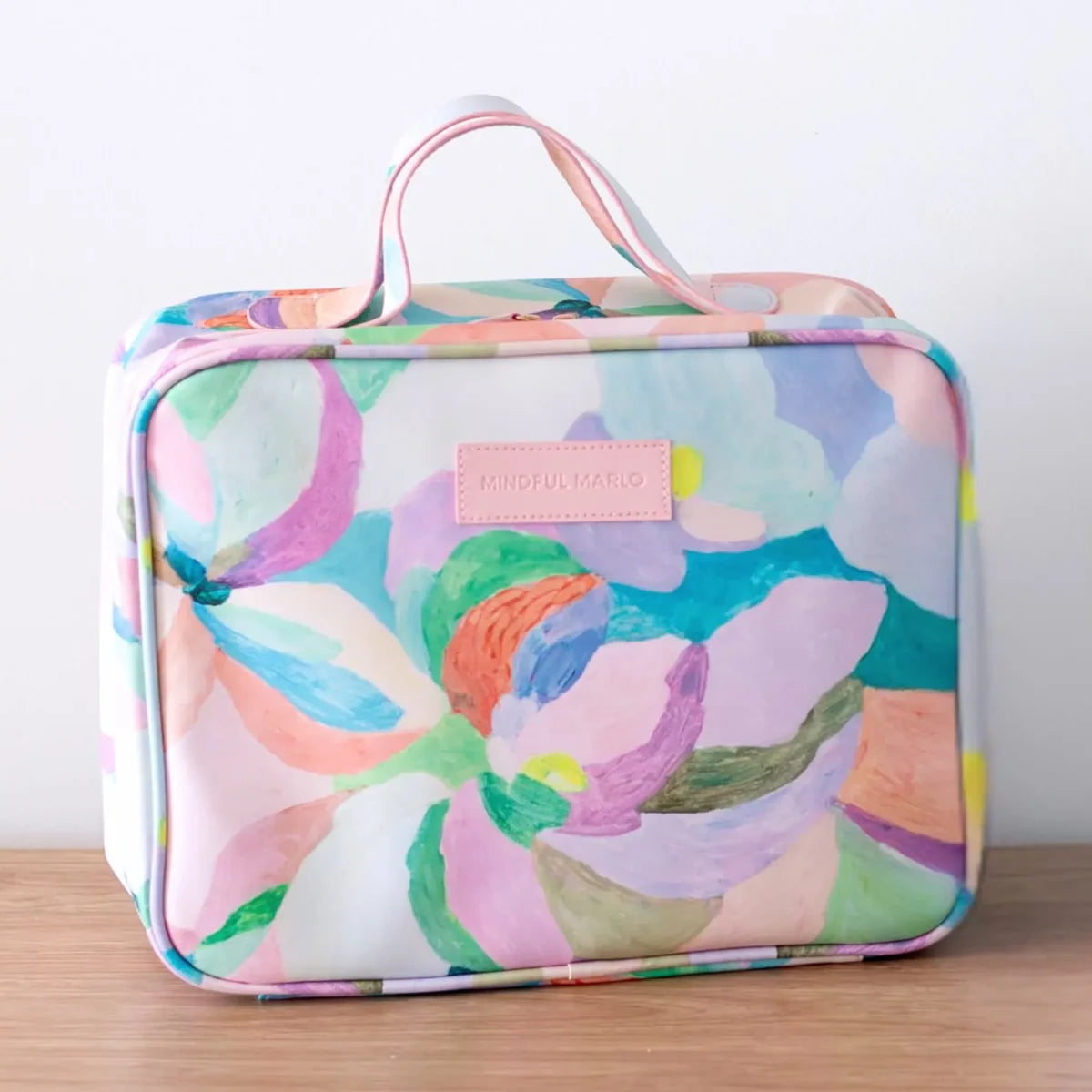 LARGE HANGING TOILETRY BAG