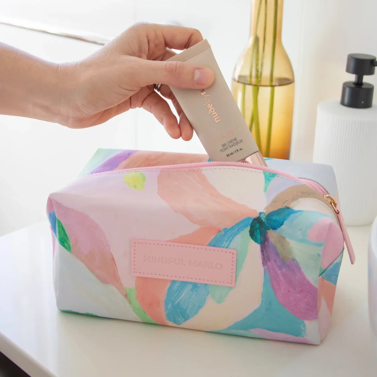 MAKEUP COSMETIC BAG