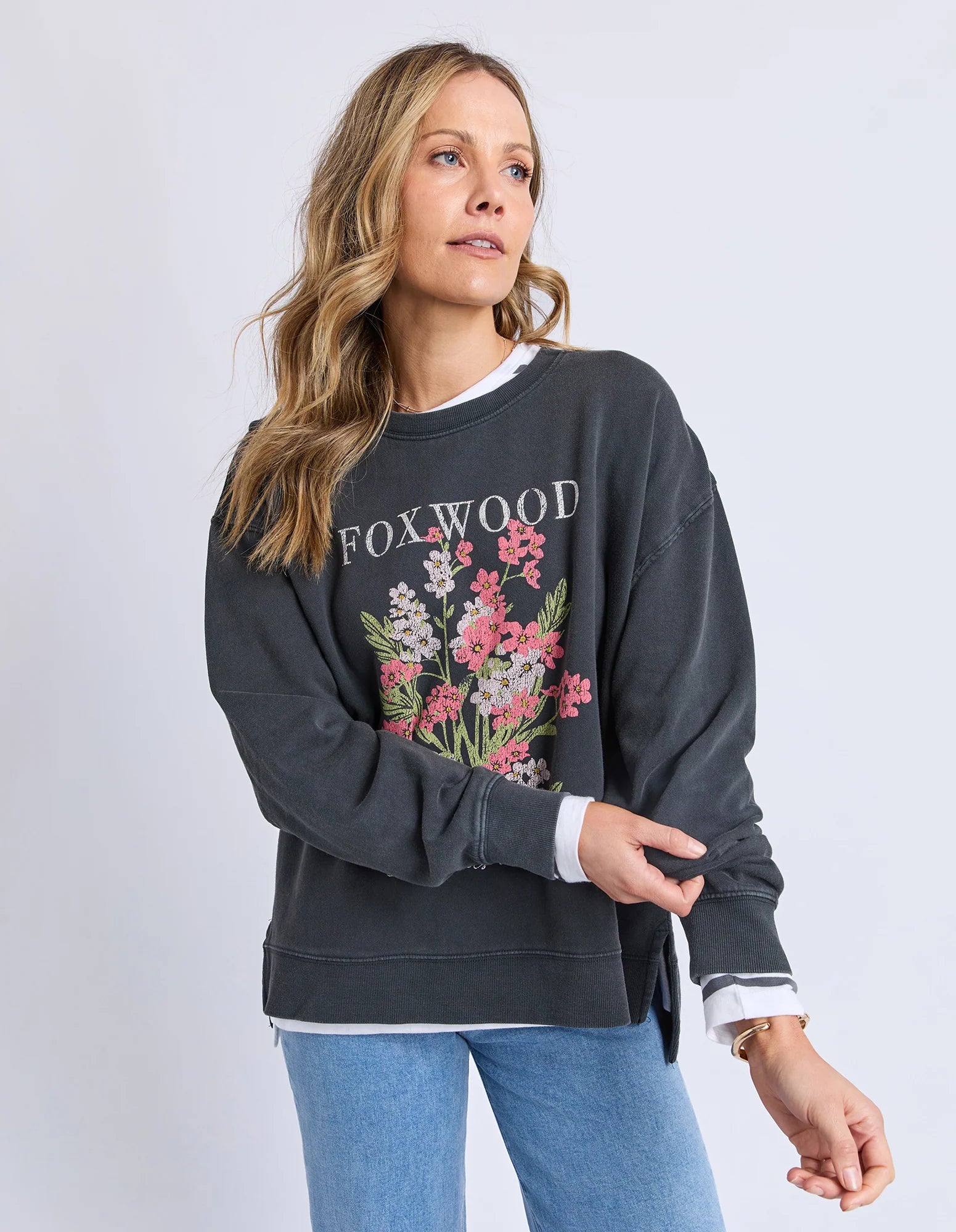 Foxwood| Flowers Crew Washed Black
