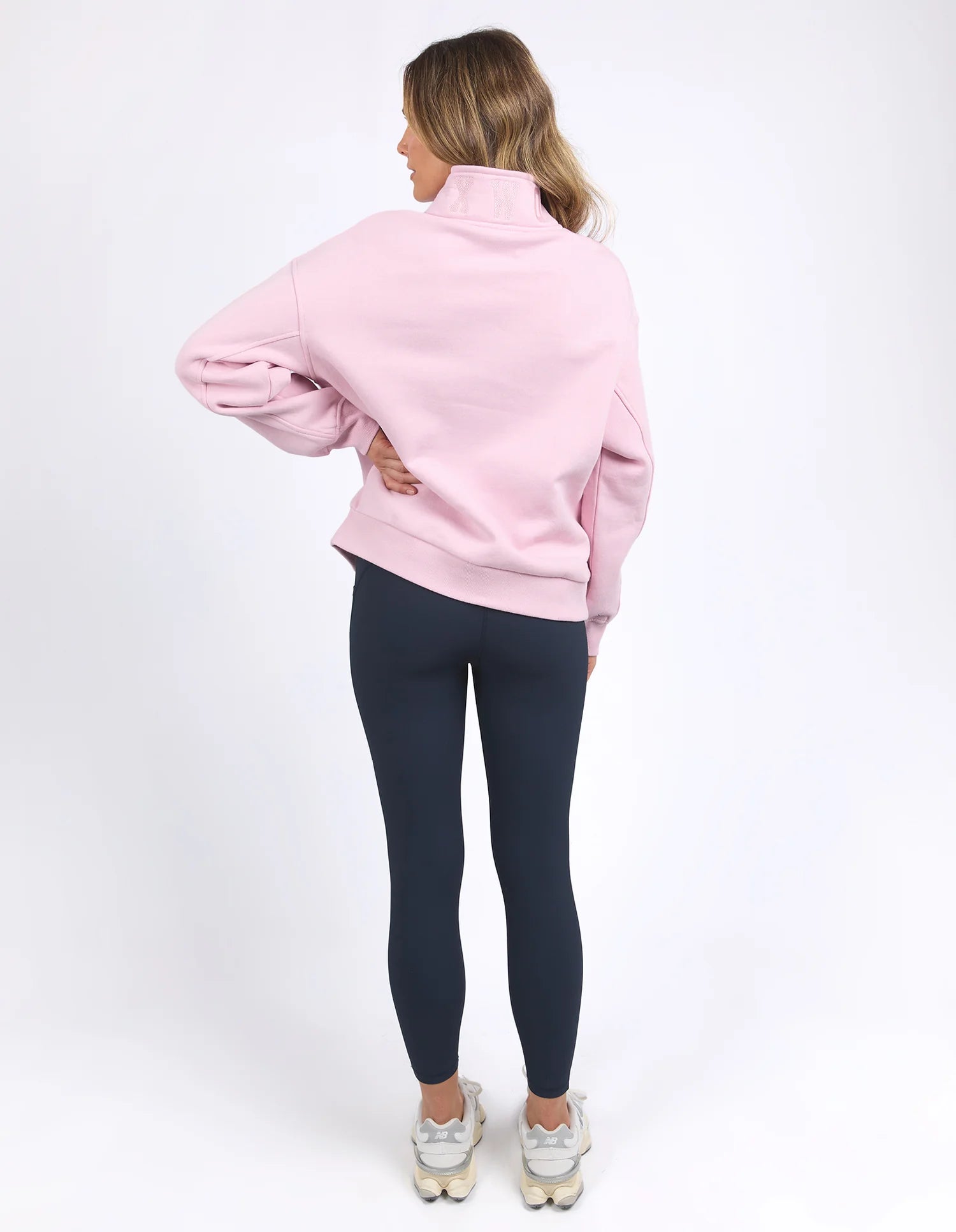 Foxwood| College Zip Crew Blossom