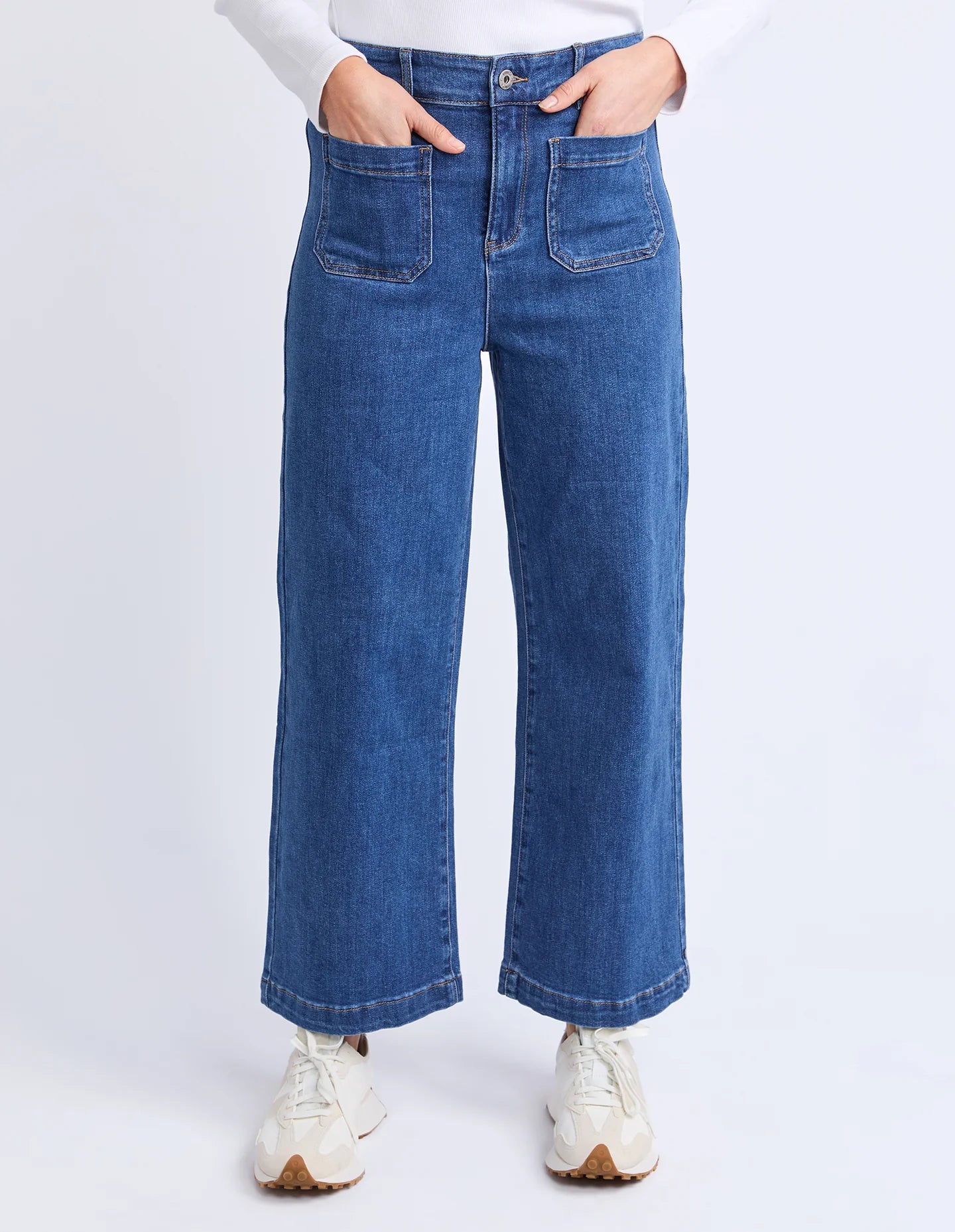 Elm|Alyssa Front Pocket Jean Mid Blue Wash