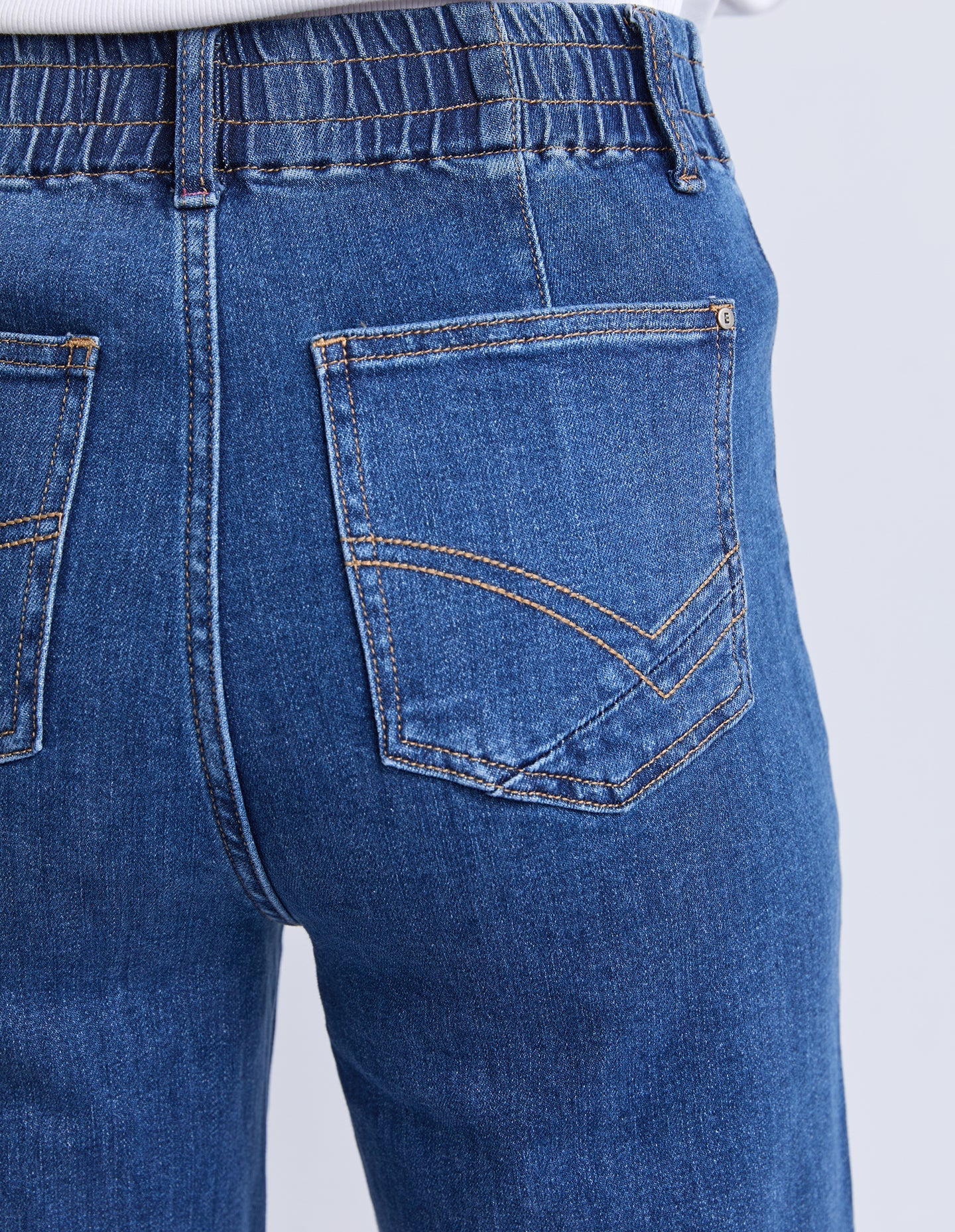 Elm|Alyssa Front Pocket Jean Mid Blue Wash