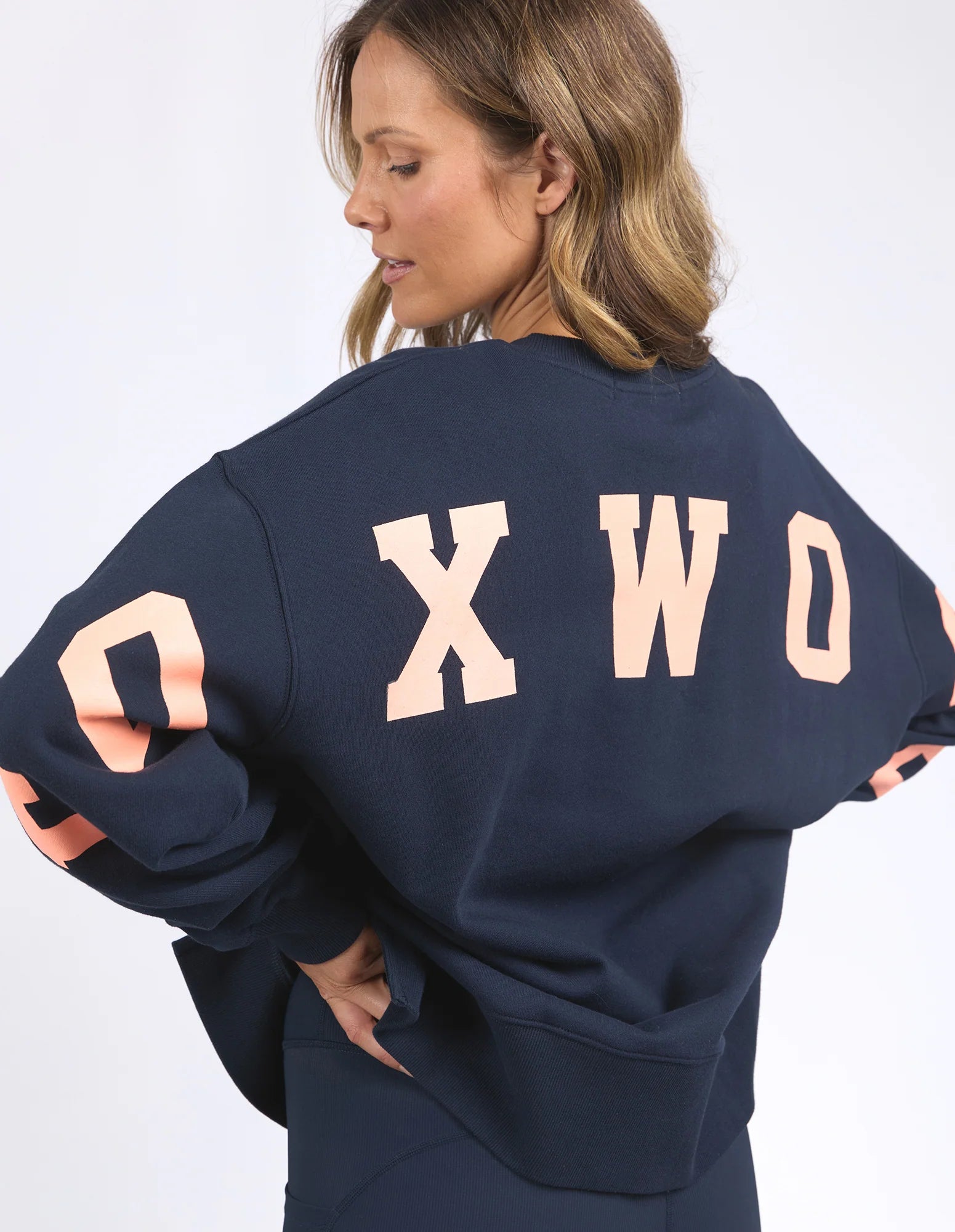 Interval Crew Navy With Peach