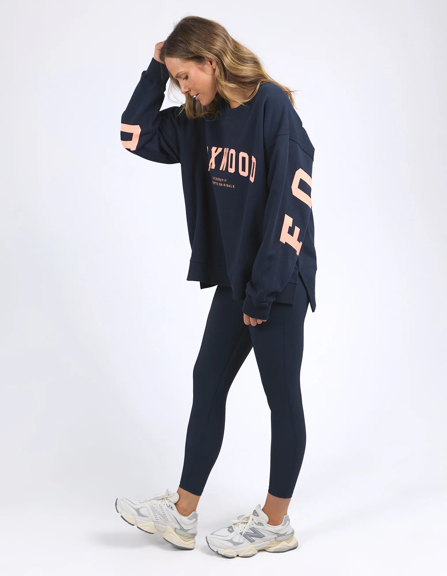 Interval Crew Navy With Peach
