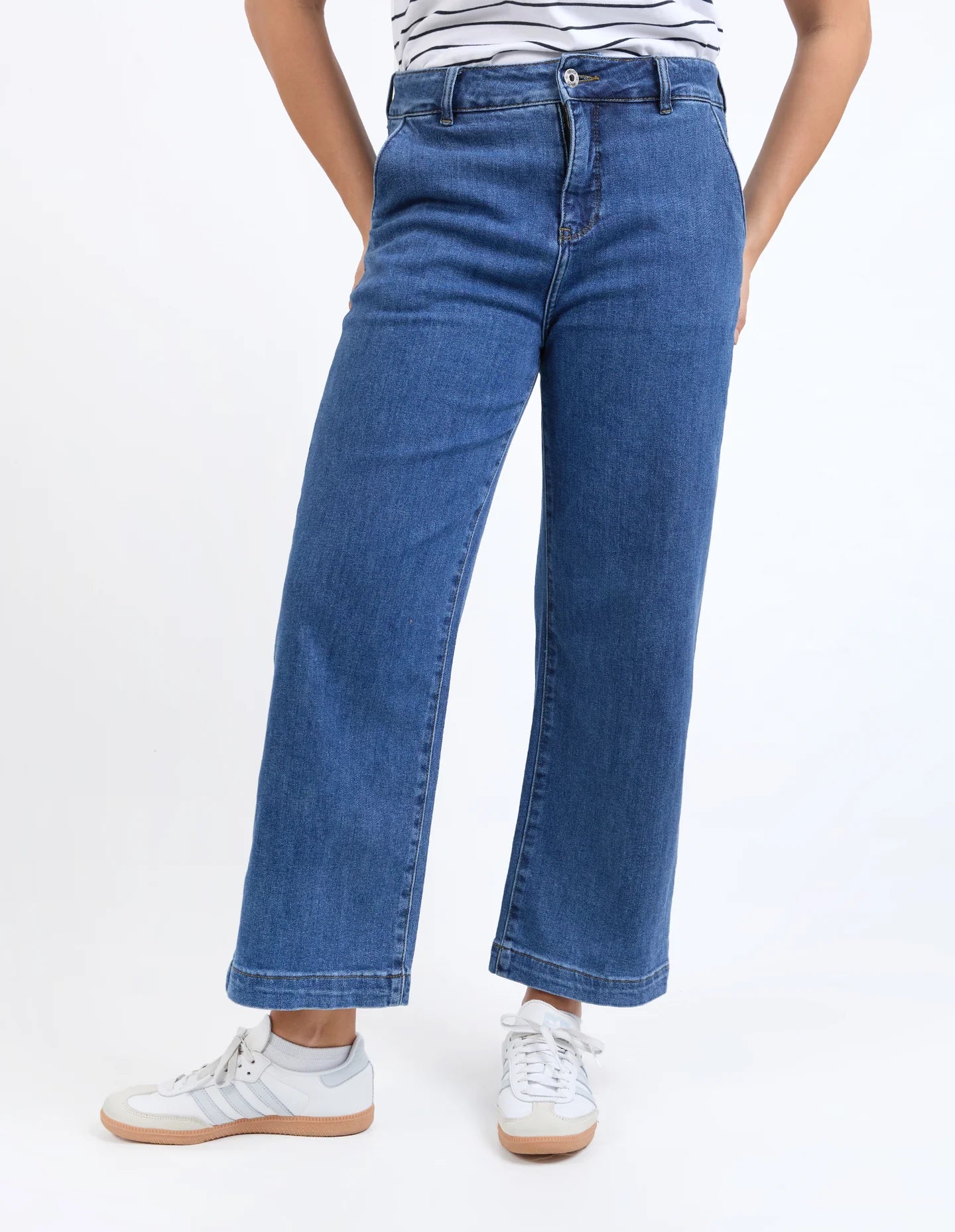 Elm| Izzy Wide Leg Jean Dark Blue Wash