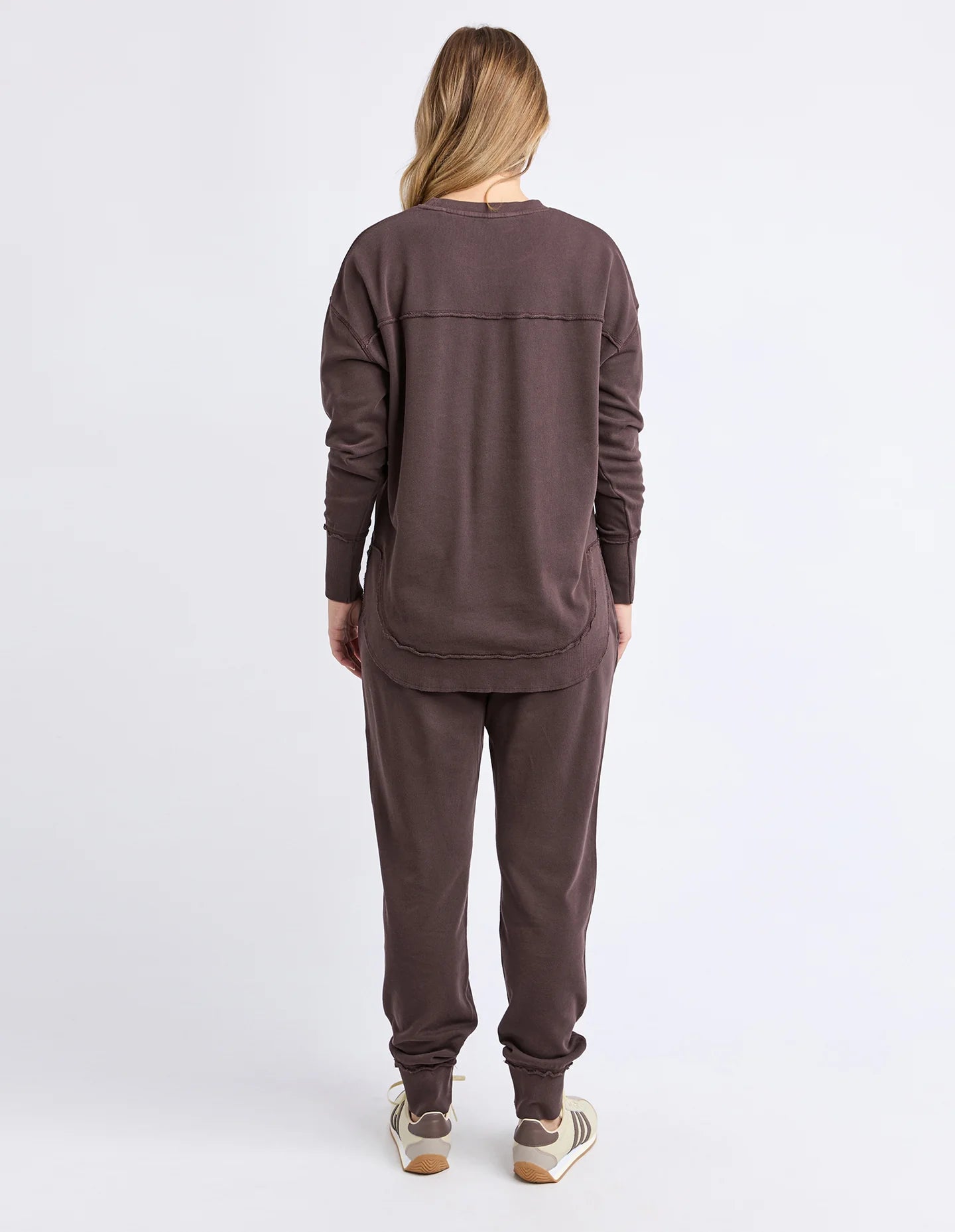 Foxwood | simplified crew-coffee