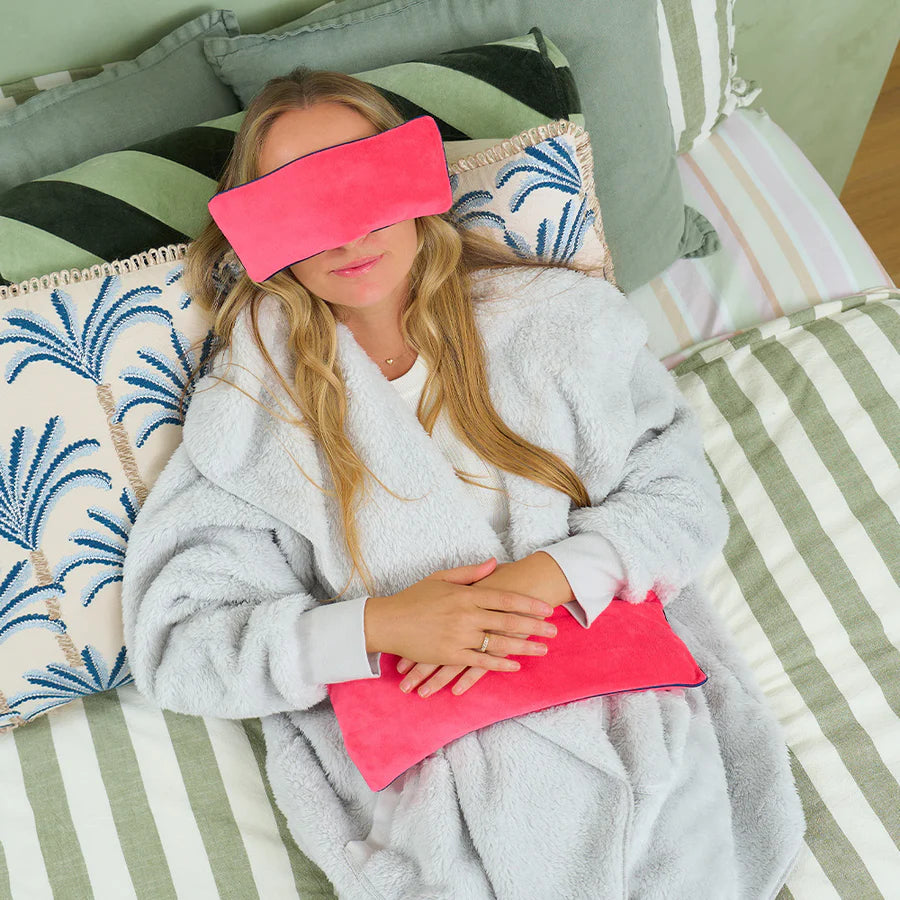 Velvet eye rest pillow- cosy luxe
