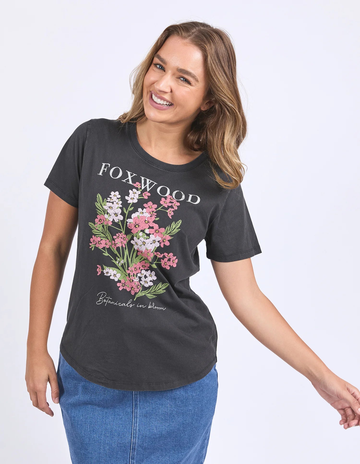 Flowers Tee Washed Black