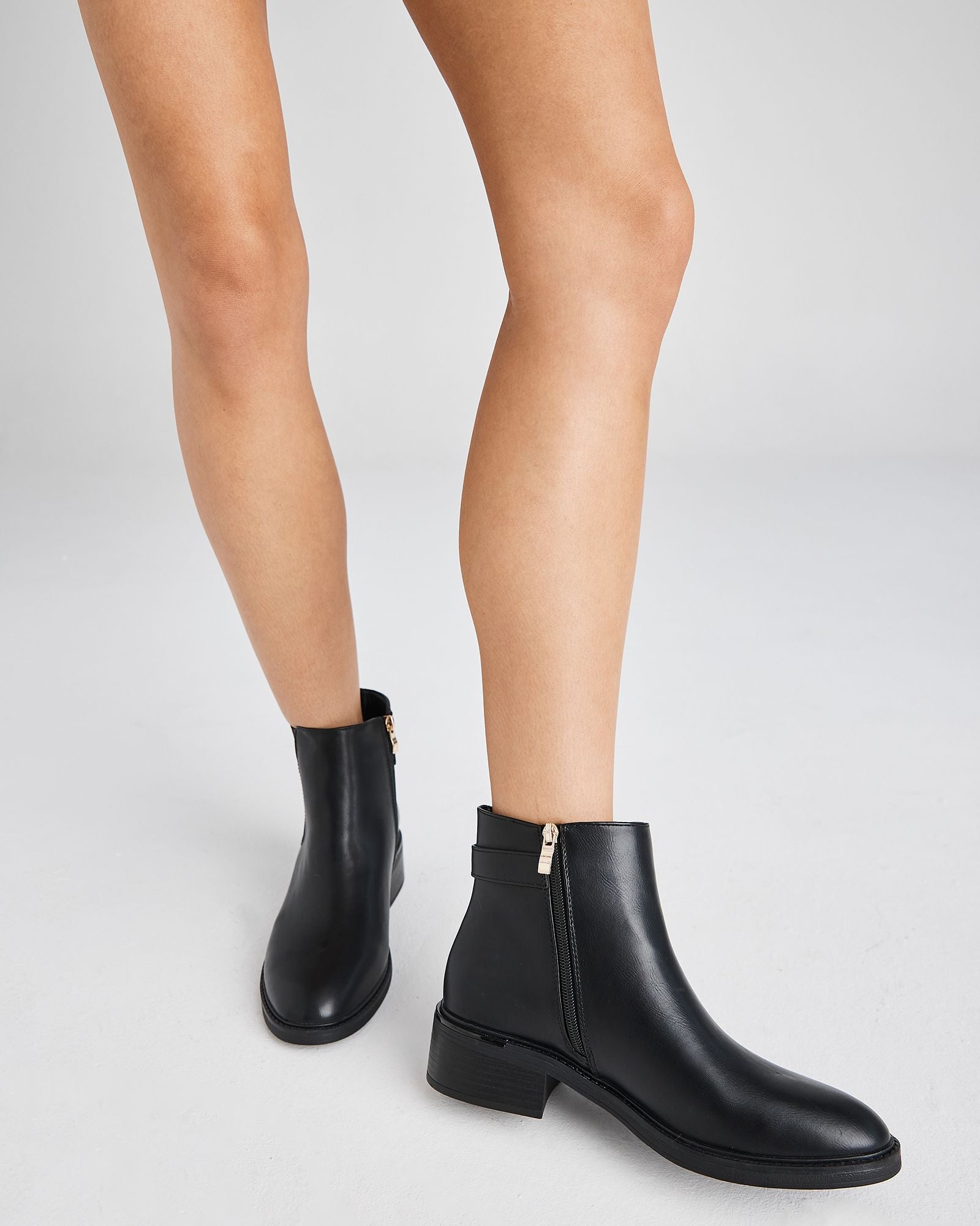 DARCEL BLACK ANKLE BOOTS