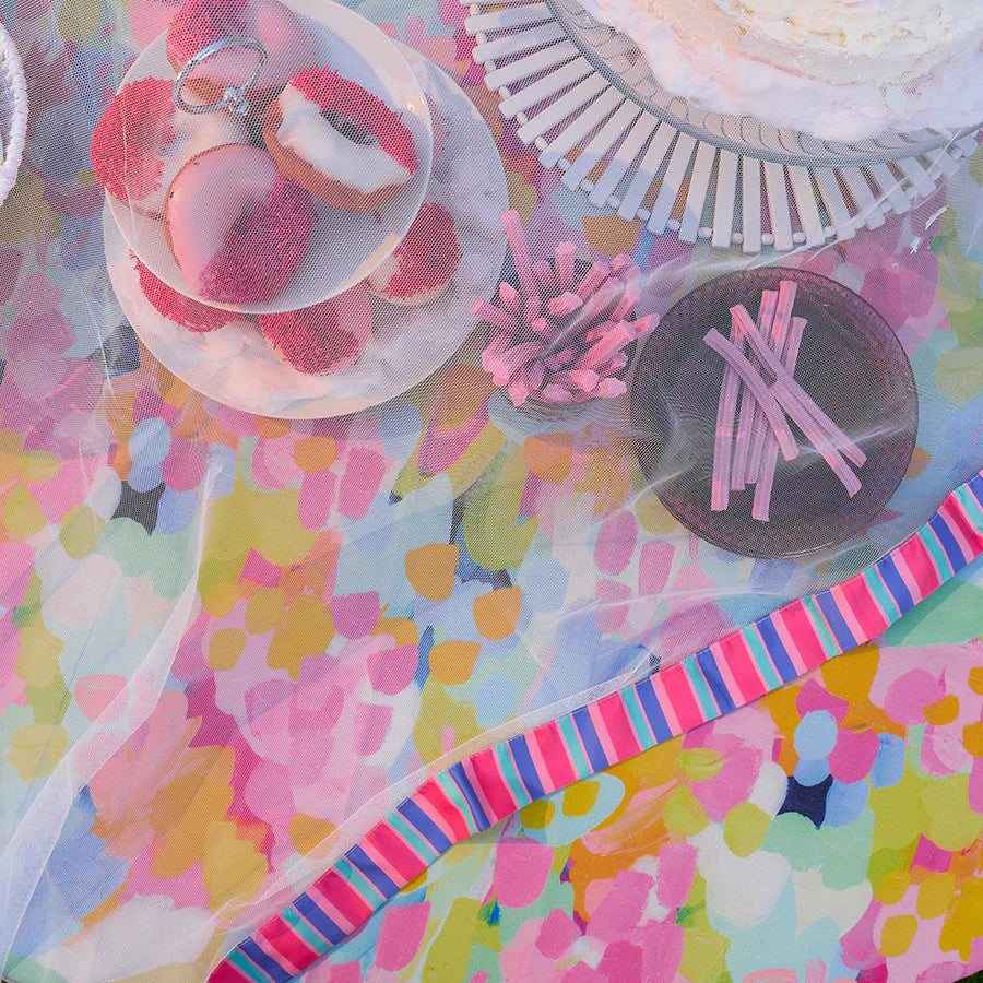 Buzz Off Food Cover - Design - Large