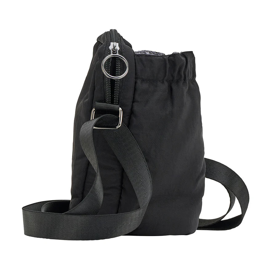 AT Water Bottle Phone Bag- black
