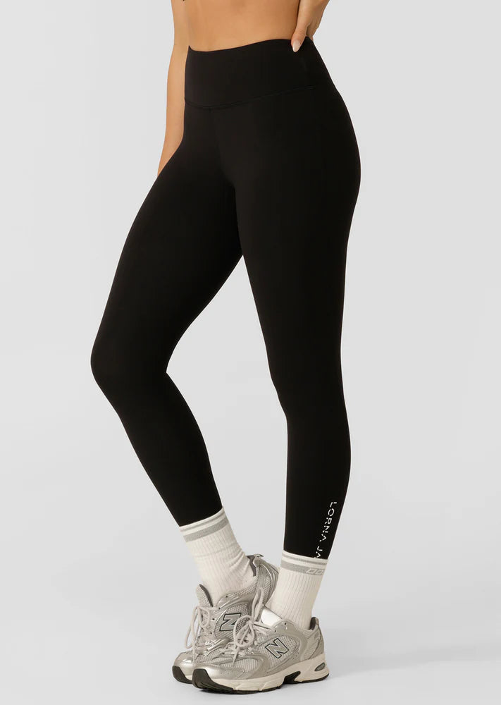 Lotus No Chafe Phone Pocket Ankle Biter Leggings