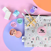 Natural blush & eyeshadow pack with accessories