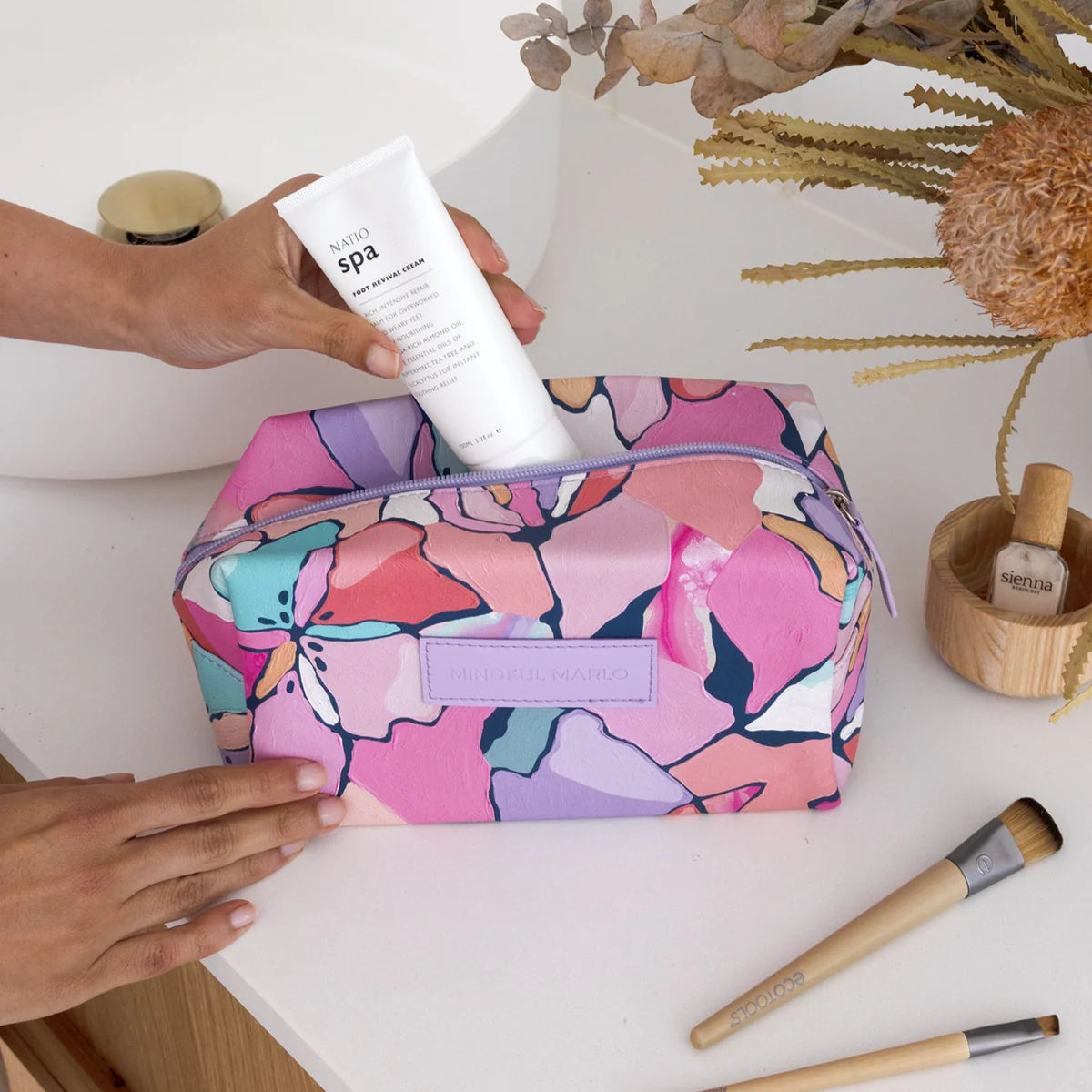 Makeup bag- willow